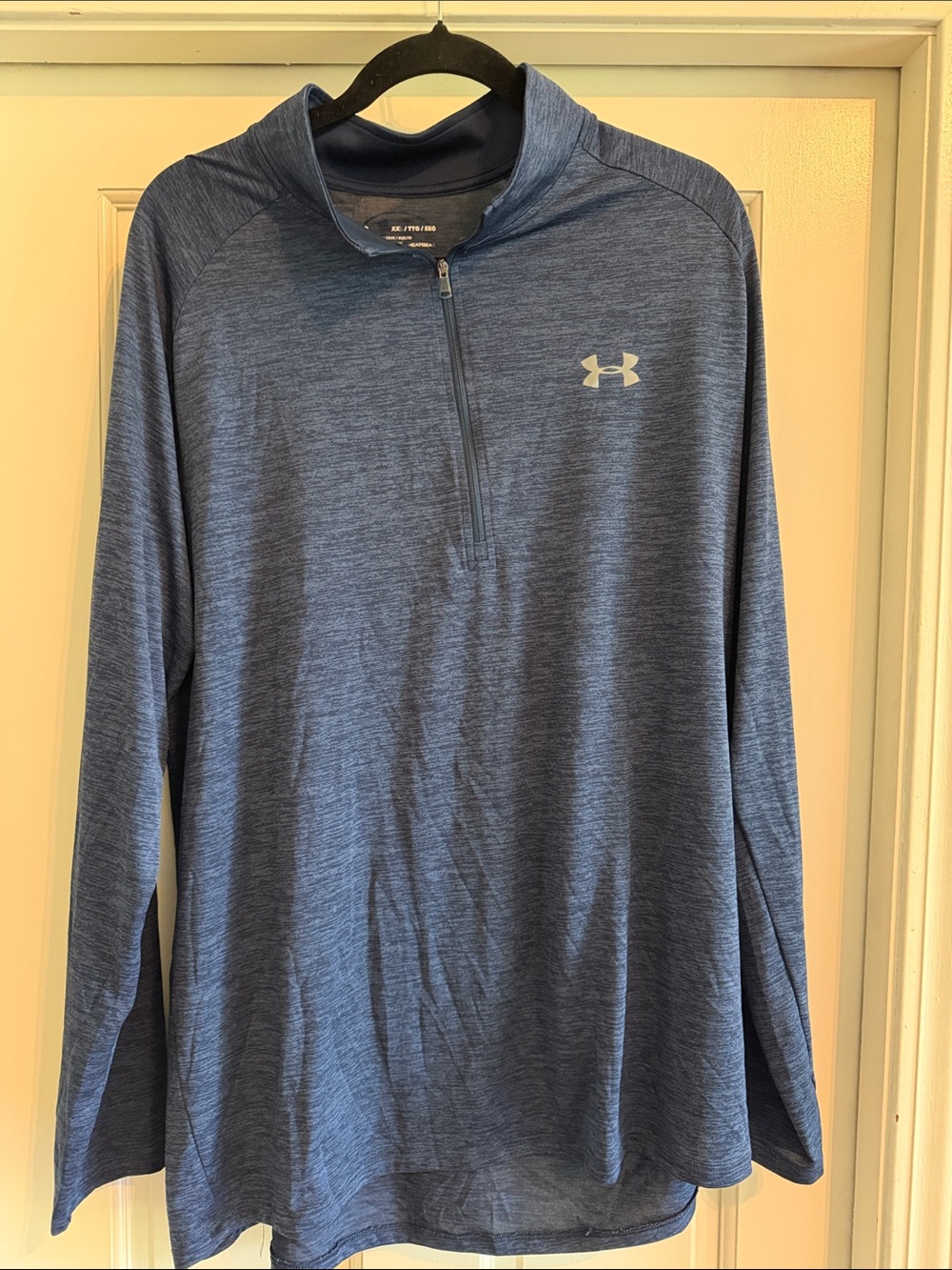 Under Armour Men’s Heathered Navy Blue 1/4 Zip Pullover